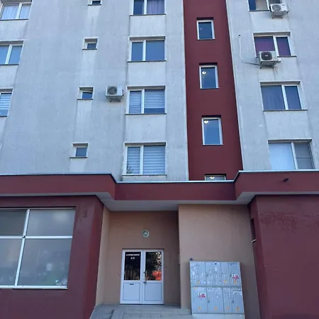 мони Apartmán