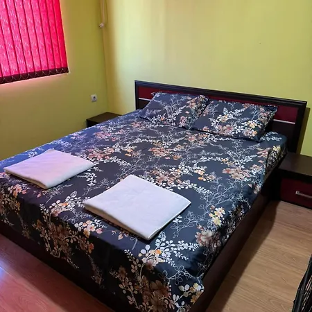 Appartamento мони